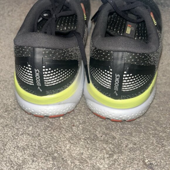 Brooks Black Ghost 16 GTX Waterproof Neutral Athletic Running Shoes Men’s 15 - Picture 6 of 8